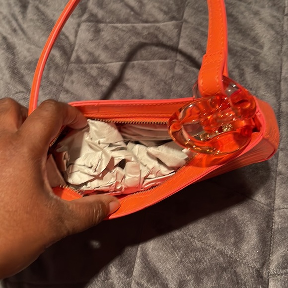 Contemporary baguette purse - Picture 4 of 4